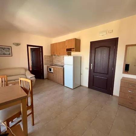 Rose Village Apartment *