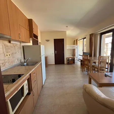 Διαμέρισμα Rose Village